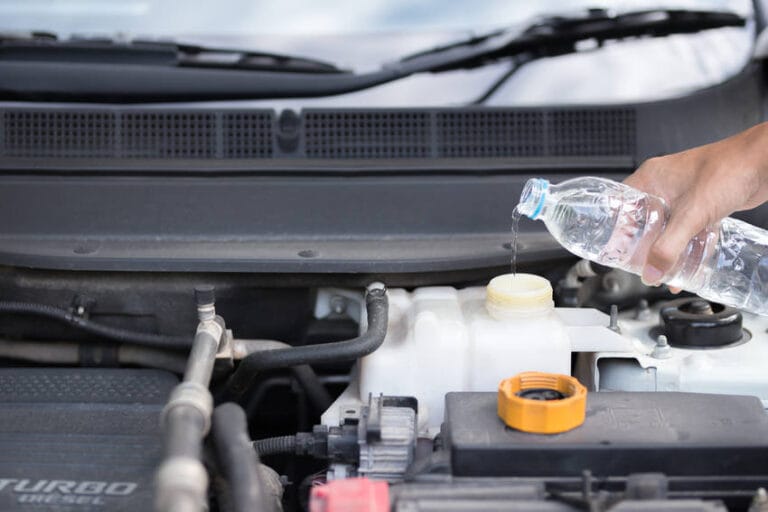 Dampak penggunaan air mineral pada radiator mobil
