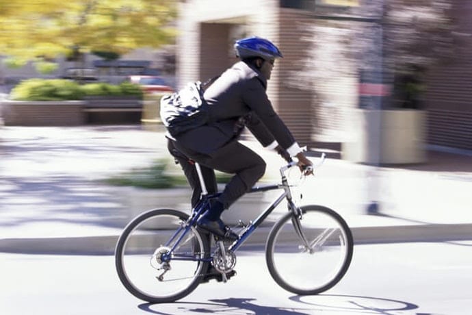 Tips Sebelum Membeli Helm Sepeda