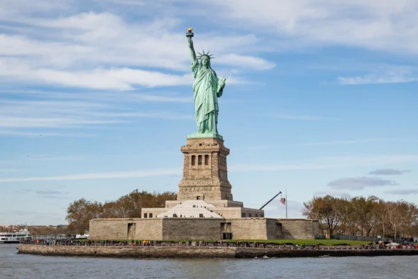 Wisata Romantis di AS