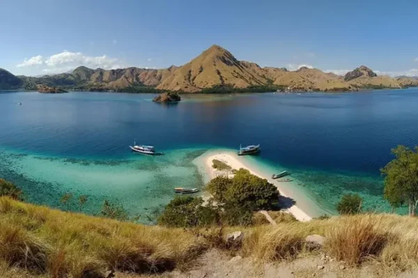 Wisata Alam Terbaik di Indonesia untuk Pecinta Adventure Wisata Alam Terbaik di Indonesia untuk Pecinta Adventure